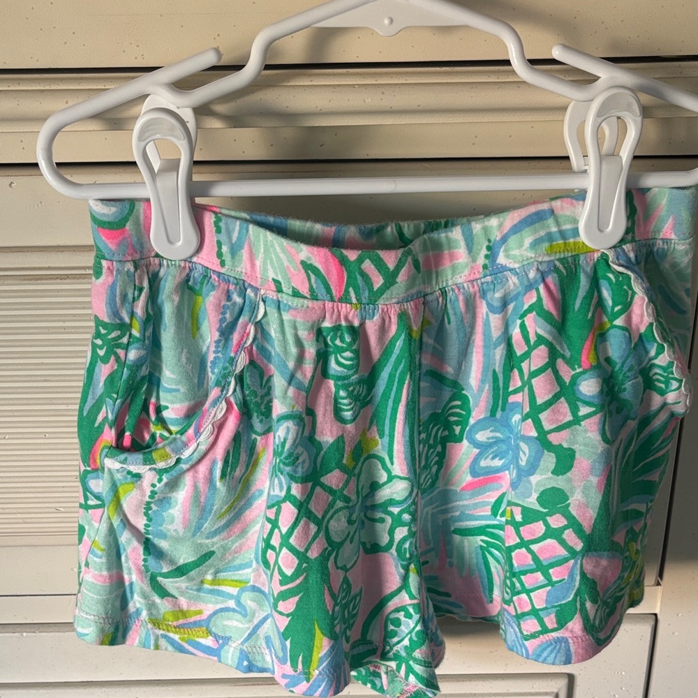 Lilly Pulitzer Colorful Tropical Print Shorts